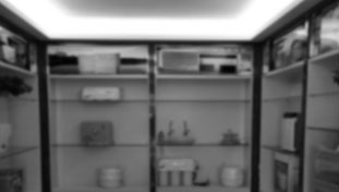 只會(huì)叫你開(kāi)專(zhuān)賣(mài)店，而且多數(shù)以家電模式銷(xiāo)售，且模式不成熟。